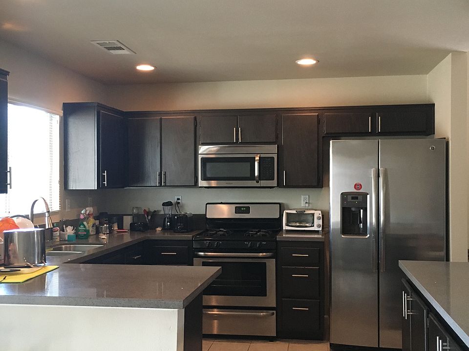 2nd image of 3726 Cypress St