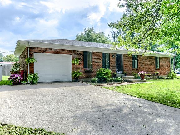 2nd image of 321 Farmers Ln