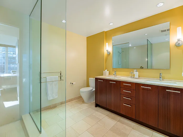 500 106th Ave NE #1013 — Photo 25