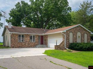 215 W South St, Janesville, MN 56048