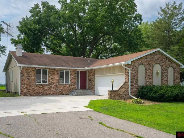 215 W South St, Janesville, MN 56048