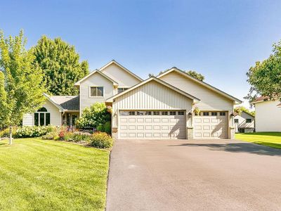 8776 Autumn Oaks Dr, Rockford, MN, 55373
