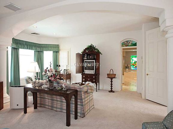 5th image of 8945 Brook Bay Ct