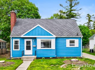1910 Gordon Ave, Lansing, MI 48910