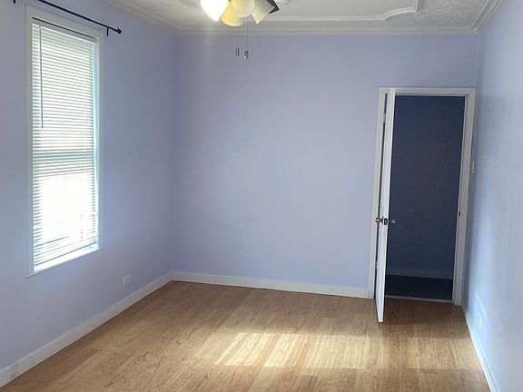 2nd image of 950 Hollywood Ave #2