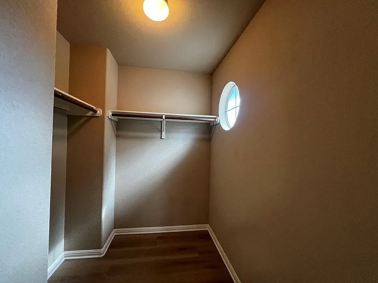 12513 Palfrey Dr — Photo 25