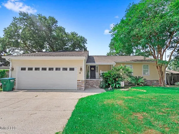 19 Villa Cove Dr, Gulfport, MS 39507