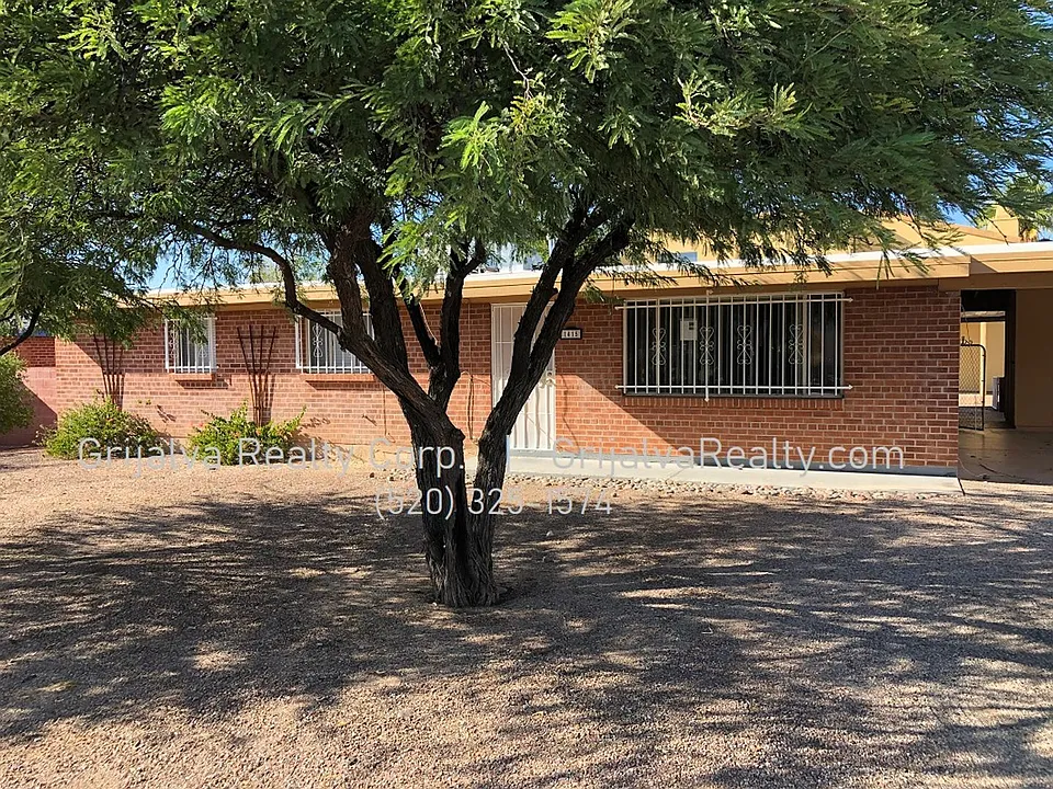 1415 E Lester St #1 & 2