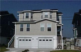 1st image of 411 S Fourth Street #2