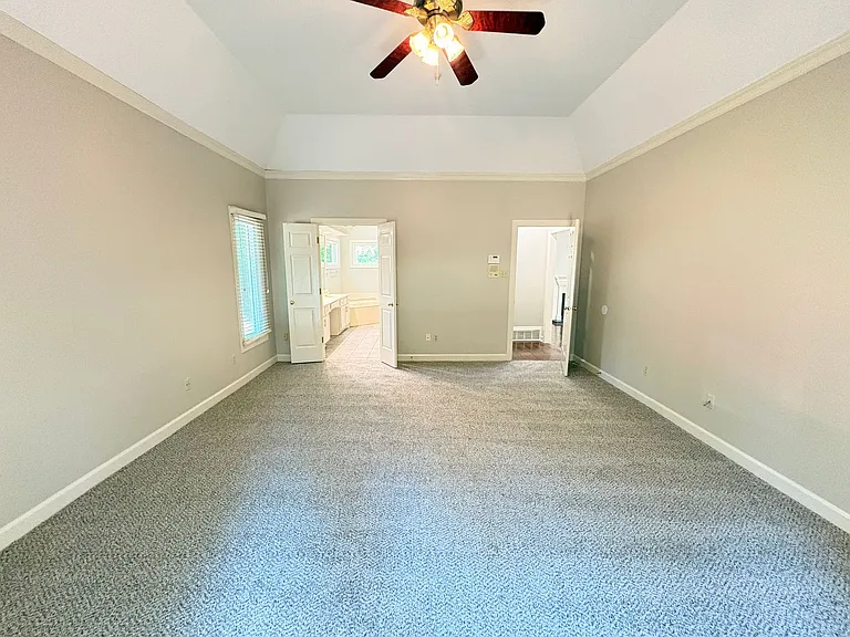 1703 Bryn Mawr Cv — Photo 18