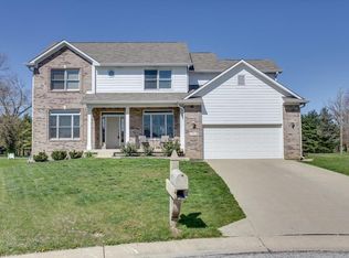 5489 Red Hawk Ln, Greenwood, IN 46142