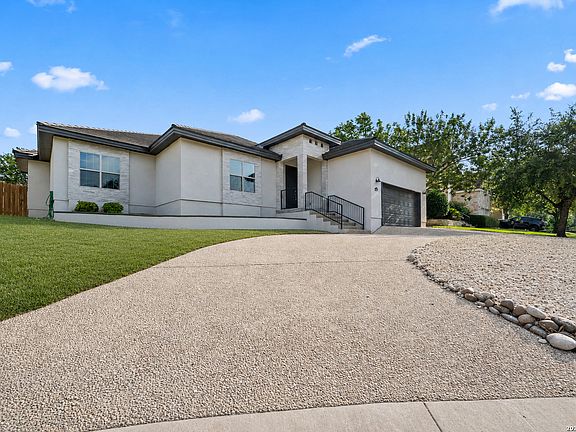2nd image of 1303 SUMMERFIELD