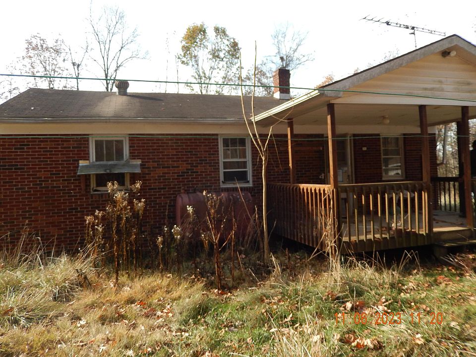 2nd image of 211 Mericas Ln