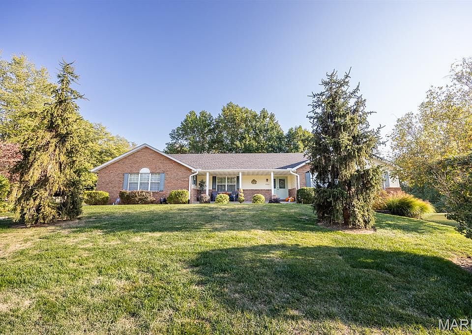 1st image of 4906 Lawrence Dr