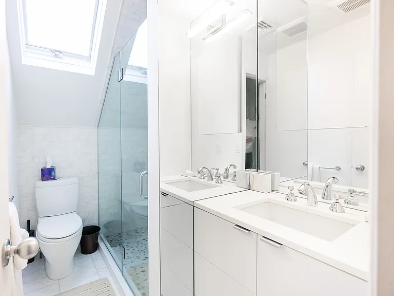 10 Crows Nest Cir — Photo 20