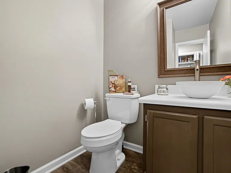 4658 Genoa Cir — Photo 25