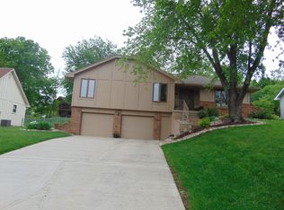 9300 NW 76th Ter, Weatherby Lake, MO 64152