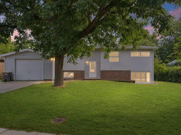 1912 Indian Trail Dr, West Lafayette, IN 47906