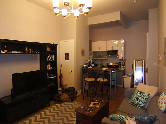 Rented by Joel Weisz, LREB | media 113