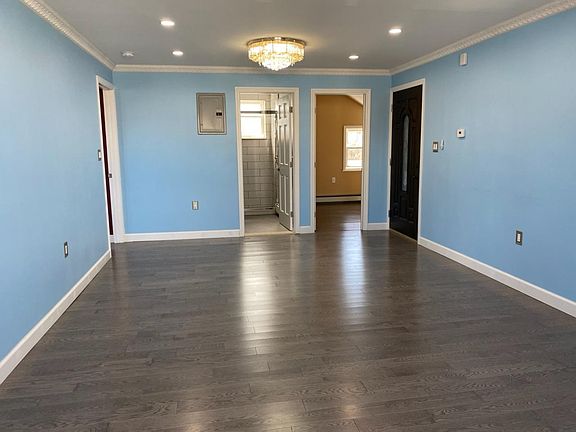 3rd image of 42 Florence St Floor 2