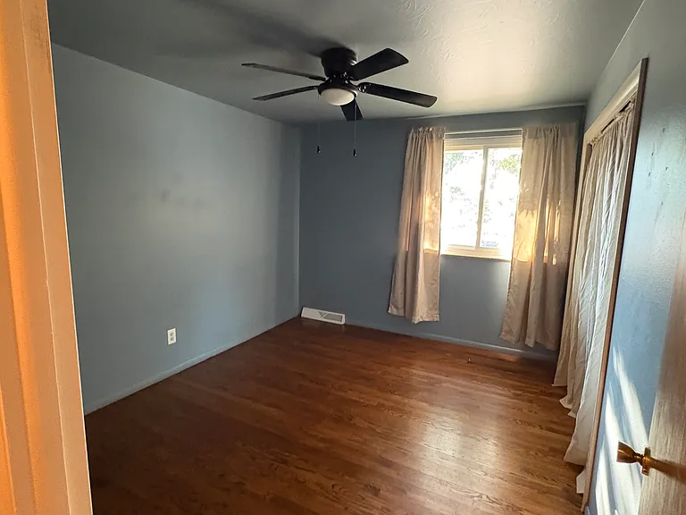 3013 S Ivan Way — Photo 5