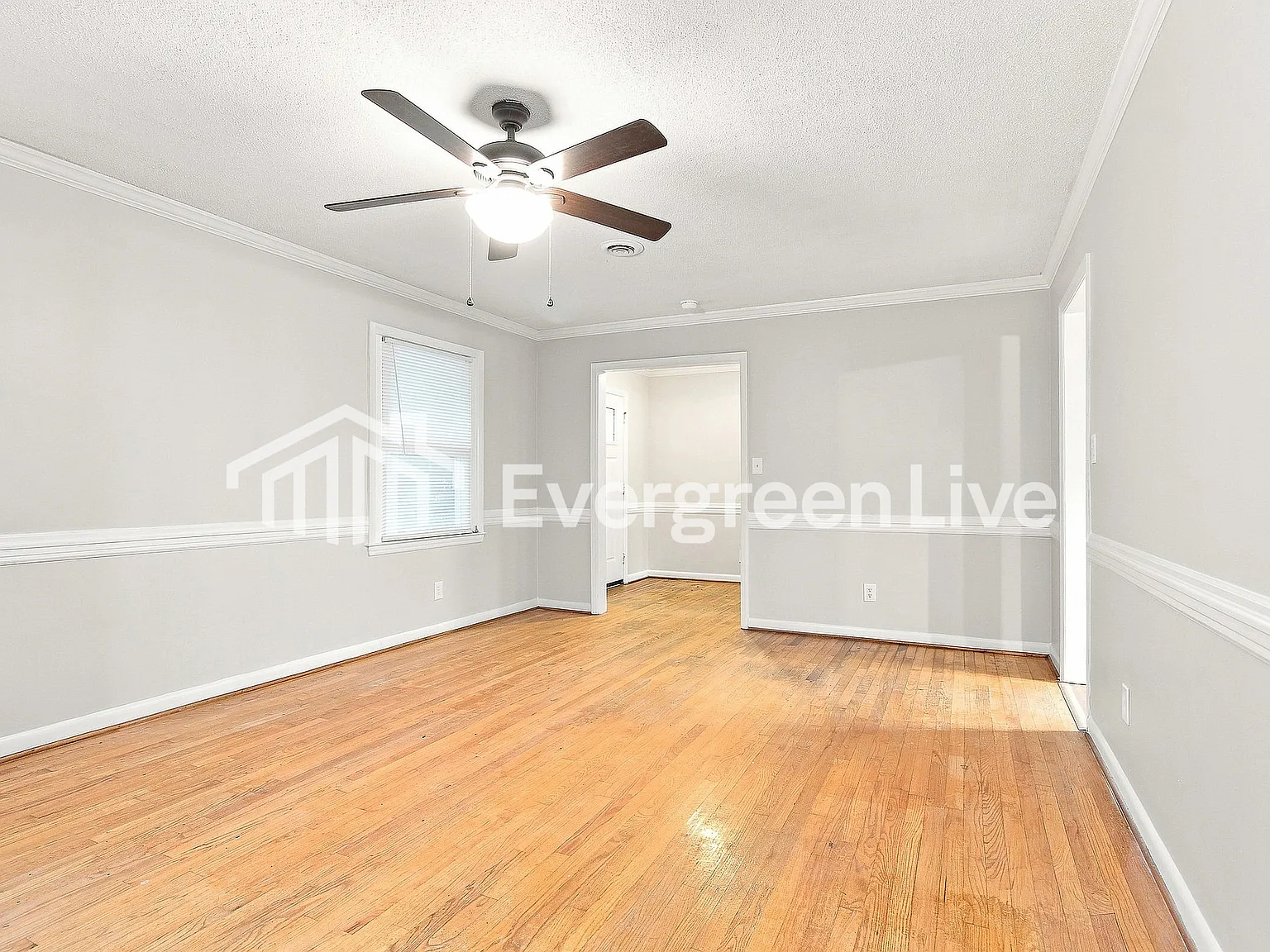 3 bed, 2.0 bath, 1531 sqft, $1,745 — Photo 3