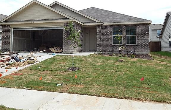 3rd image of 2836 Saint Bernard Dr