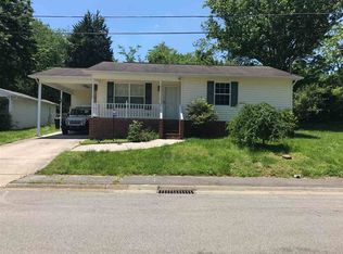 104 1/2 Temple Rd, Oak Ridge, TN 37830