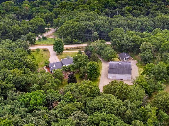 3rd image of 9729 N Rock River Dr