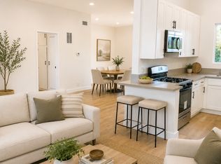 4540 Hazeltine Ave #14, Sherman Oaks, CA 91423