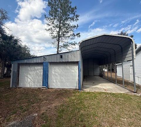 3rd image of 302 SPORTSMAN Drive