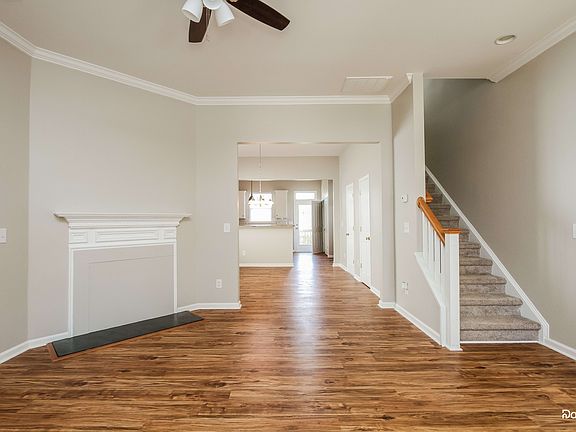 5th image of 106 Kensington St