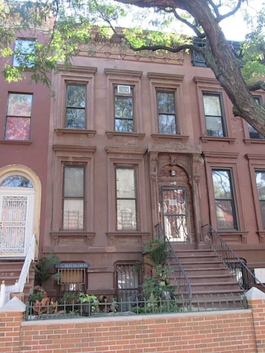 1st image of 354A Gates Ave
