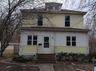 325 2nd St, Tracy, MN 56175