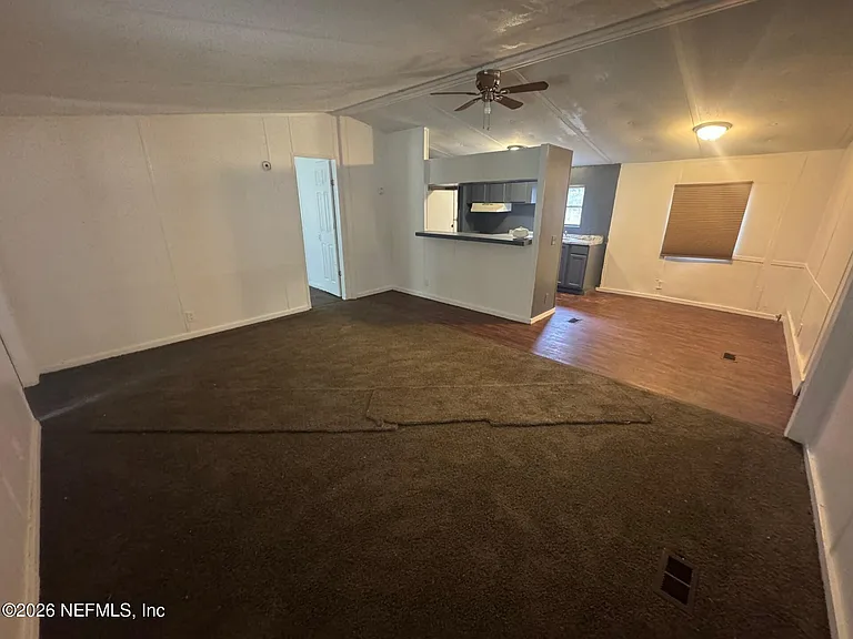 3521 Whitehall St — Photo 8