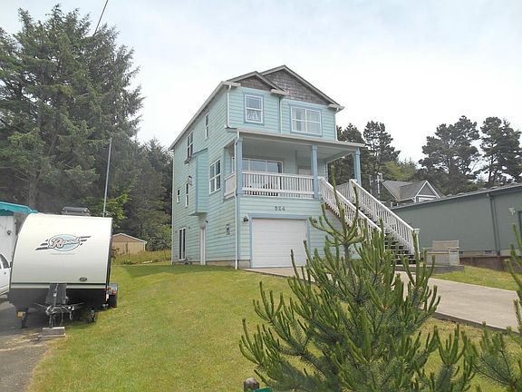 2nd image of 524 SE Jetty Ave