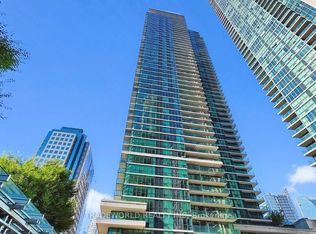 33 Bay St #5003, Toronto, ON M5J2Z3
