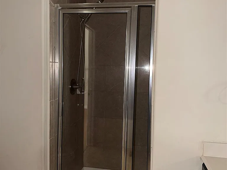 7534 Abbey Point Ln — Photo 11