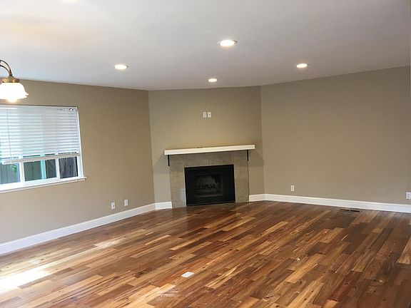 3rd image of 20296 Pacifica Dr