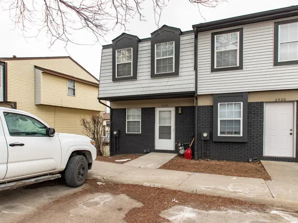 2430 Shady Glen Ct, Iowa City, IA 52246