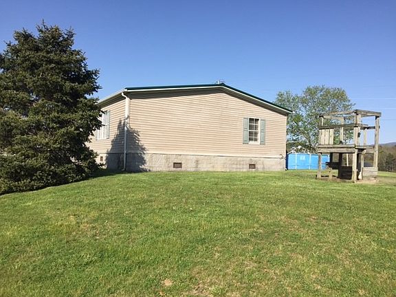 5th image of 2745 Lane Dr