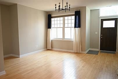 1st image of 527 N Park Ave #1