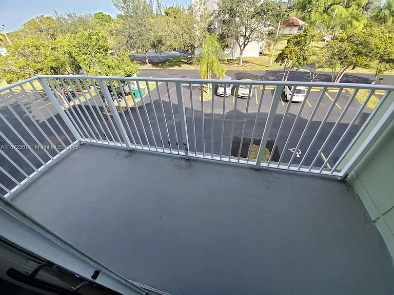 8260 SW 210th St #201 — Photo 25