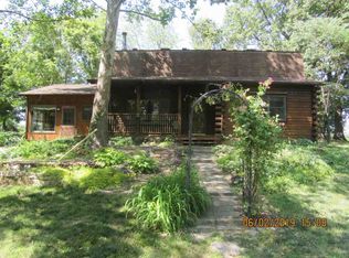 13100 Acorn Dr, Athens, IL 62613