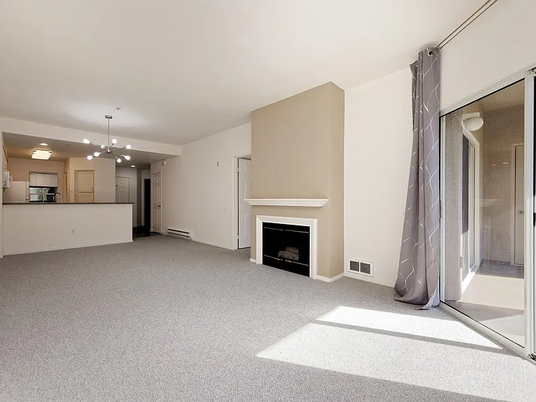 220 Caldecott Ln #201 — Photo 19