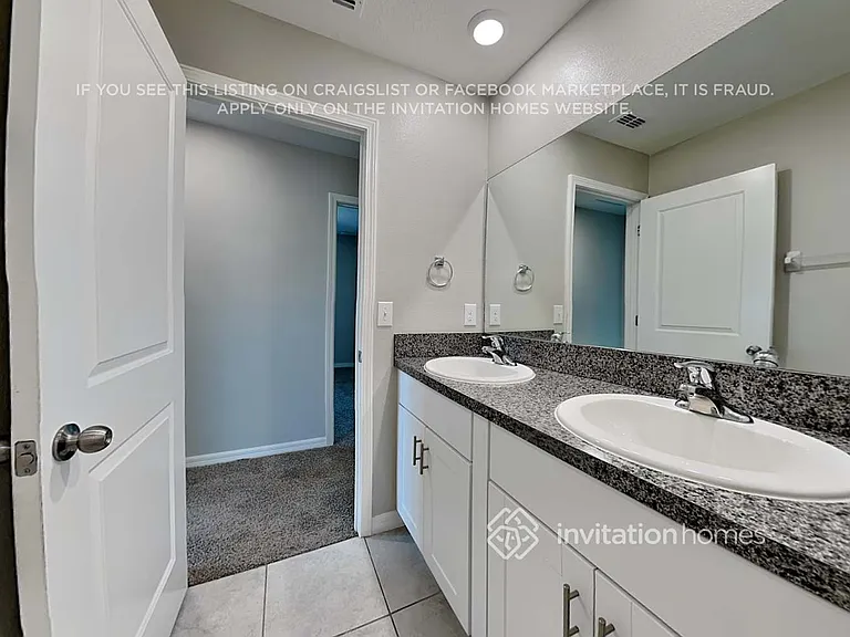 7715 Silver Berry Ct — Photo 16