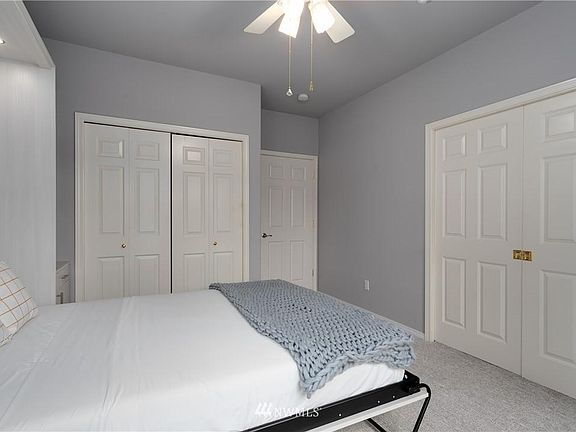 5th image of 22533 SE 45th St #1664