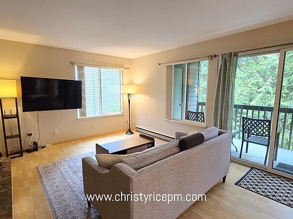 5th image of 12703 NE 129th Ct APT H201
