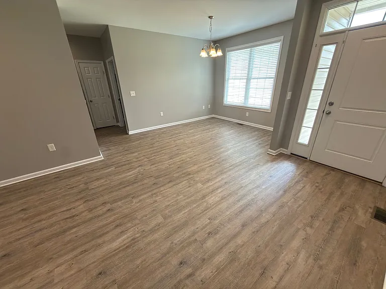 6729 Bradley Rd — Photo 8