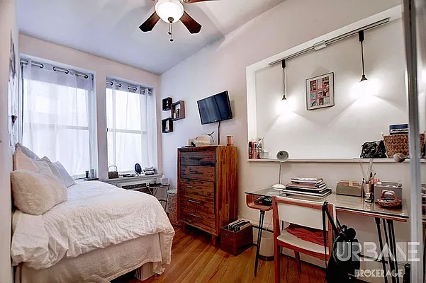 Rented by Urbane Brokerage | media 33